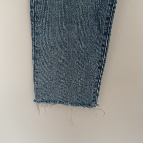 Levi's Women's 501 Jean, Light Wash - Size 30 - Picture 3 of 7